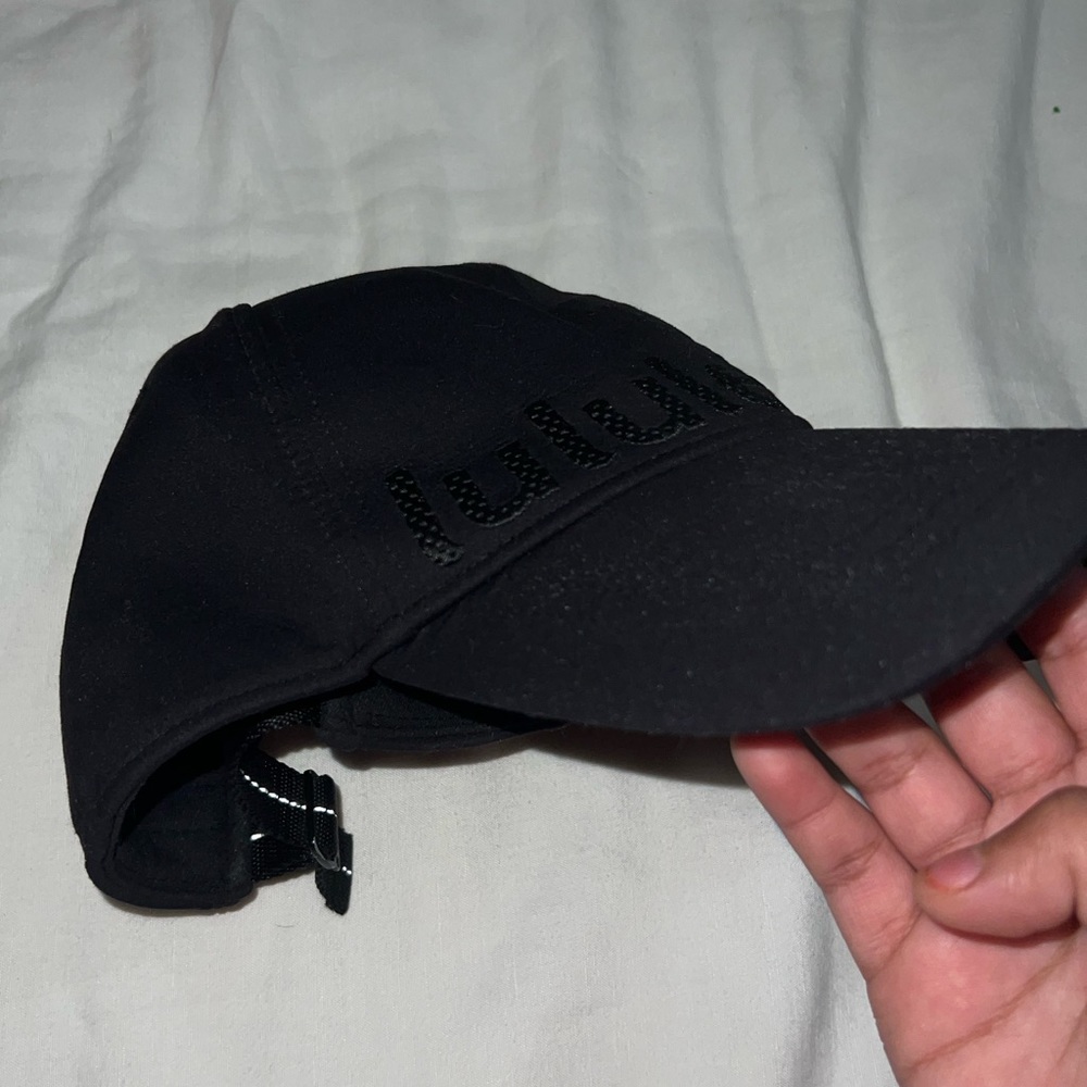 Lululemon hat
